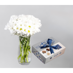 Paşabahçe Vazoda Beyaz Papatya ve Kare Spesiyal Çikolata