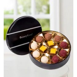 Paşabahçe Akvaryum Vazoda 7 Kırmızı Gül ve Yuvarlak Spesiyal Çikolata	