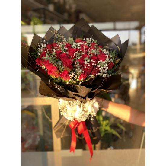 Cipsolu 41 Kırmızı Gül Buketi